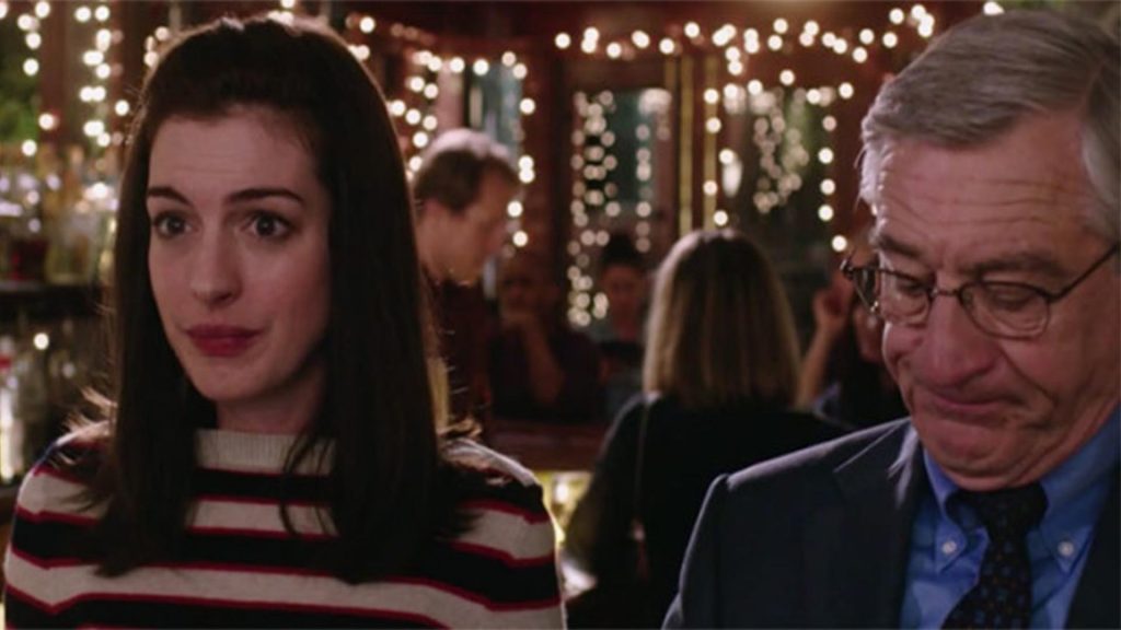 NoteVerticali.it_Lo-stagista-inaspettato-RobertDeNiro_AnneHathaway_1