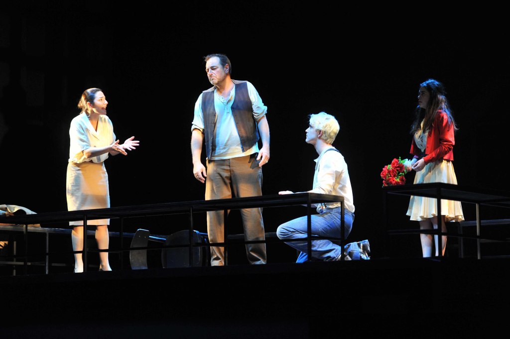 NoteVerticali.it_Uno_sguardo_dal_ponte_sebastiano_somma_sara_ricci_teatro_parioli_roma