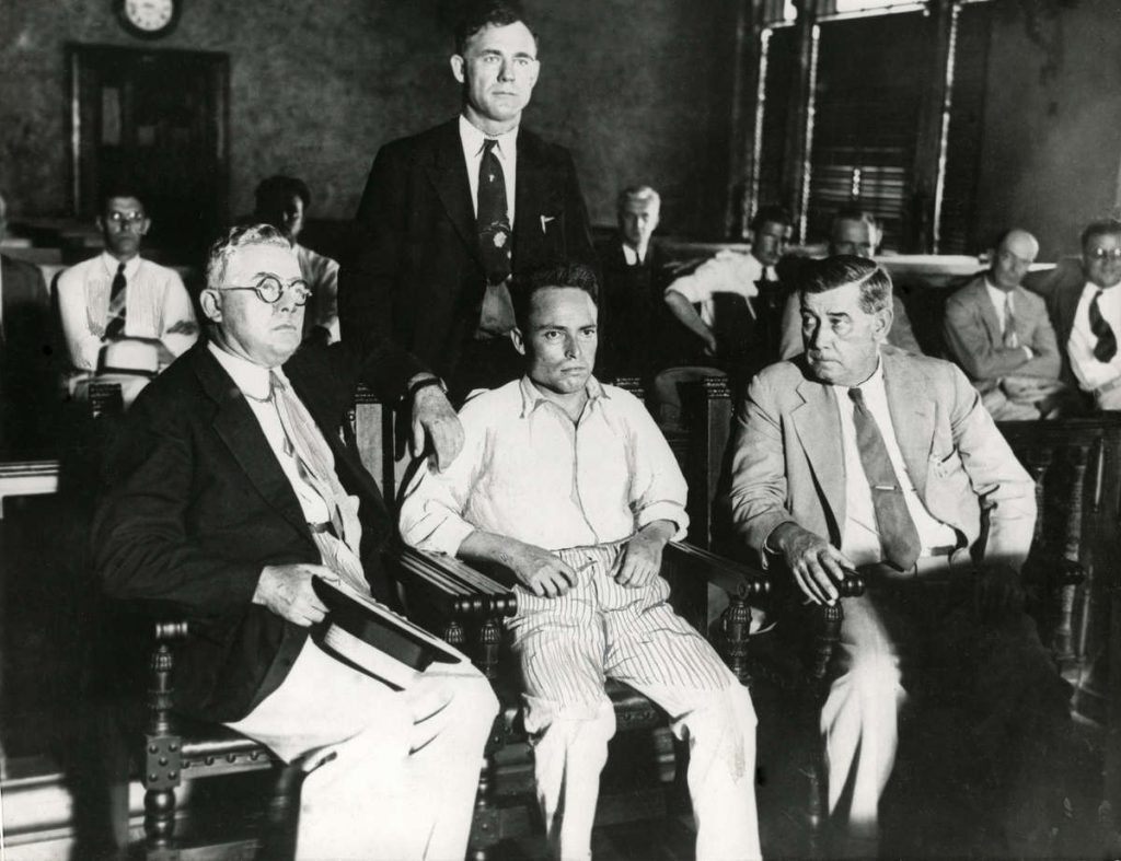 Joe Zangara, nel 1933, nel corso del processo che lo portò alla morte 