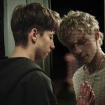 ‘Leviticus’: Un Horror Romantico che Denuncia la Regressione dei Diritti LGBTQIA+
